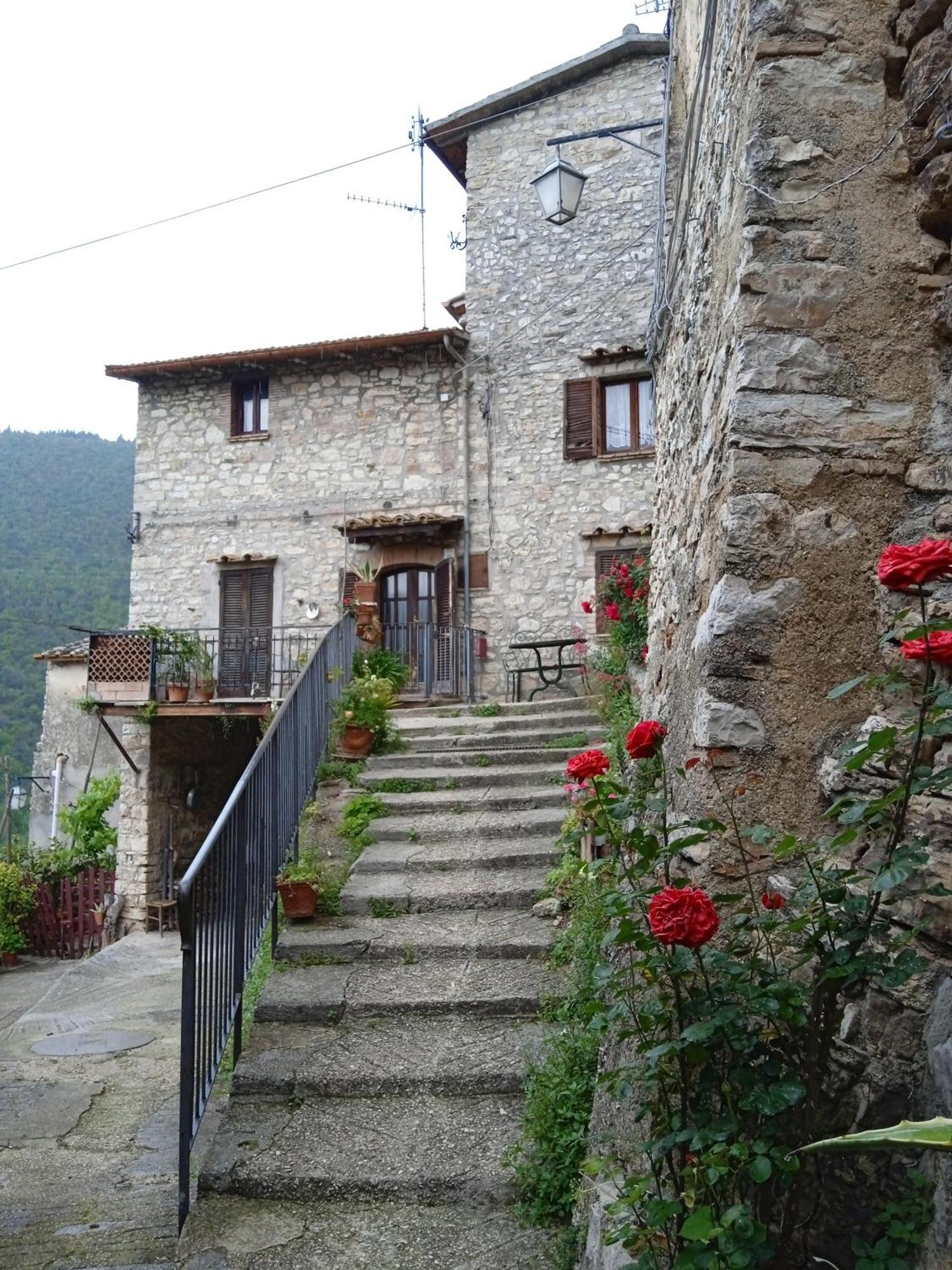 Casa Belvedere A Valle San Martino Di Spoleto Exterior foto